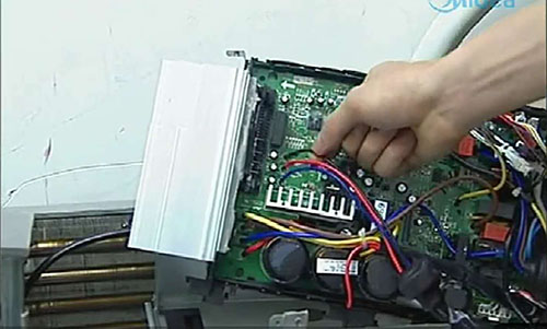 富锦美的空调电话是多少