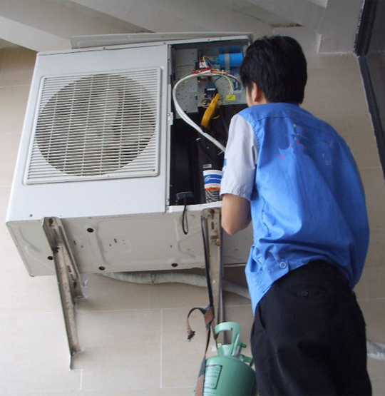 富锦空调开机无反应维修